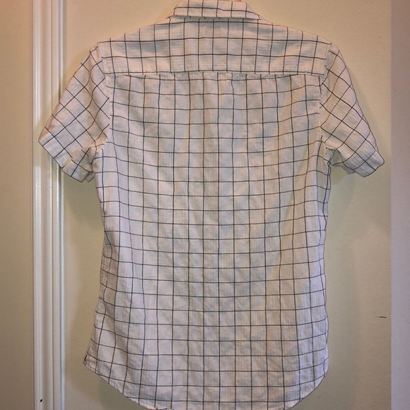 14th & Union Button Down - Picture 2 of 3